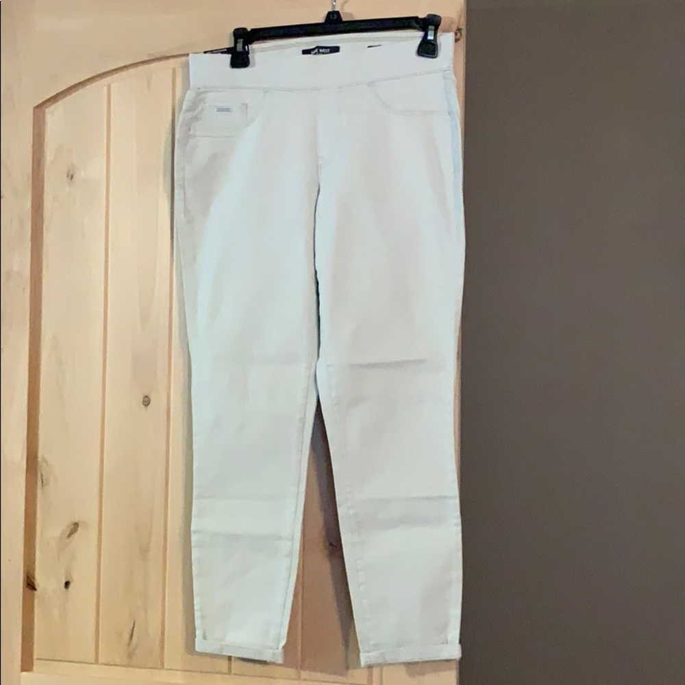 Pull on skinny crop pants